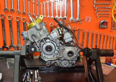 Anodisation de pièces moto - Pro Schade - Aubel, Liège